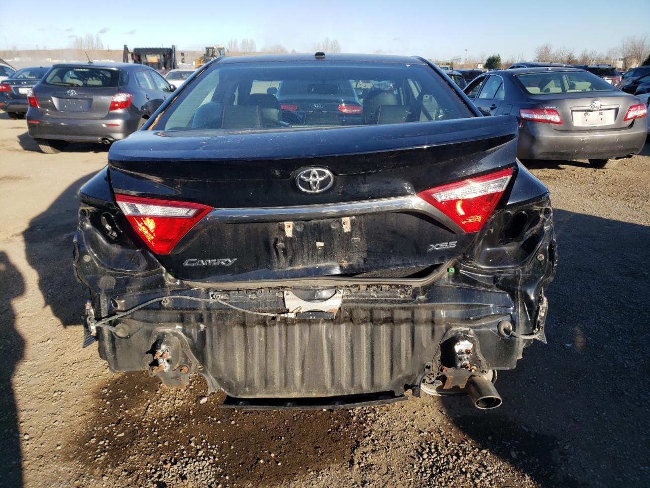 2017 TOYOTA CAMRY LE - Image 6