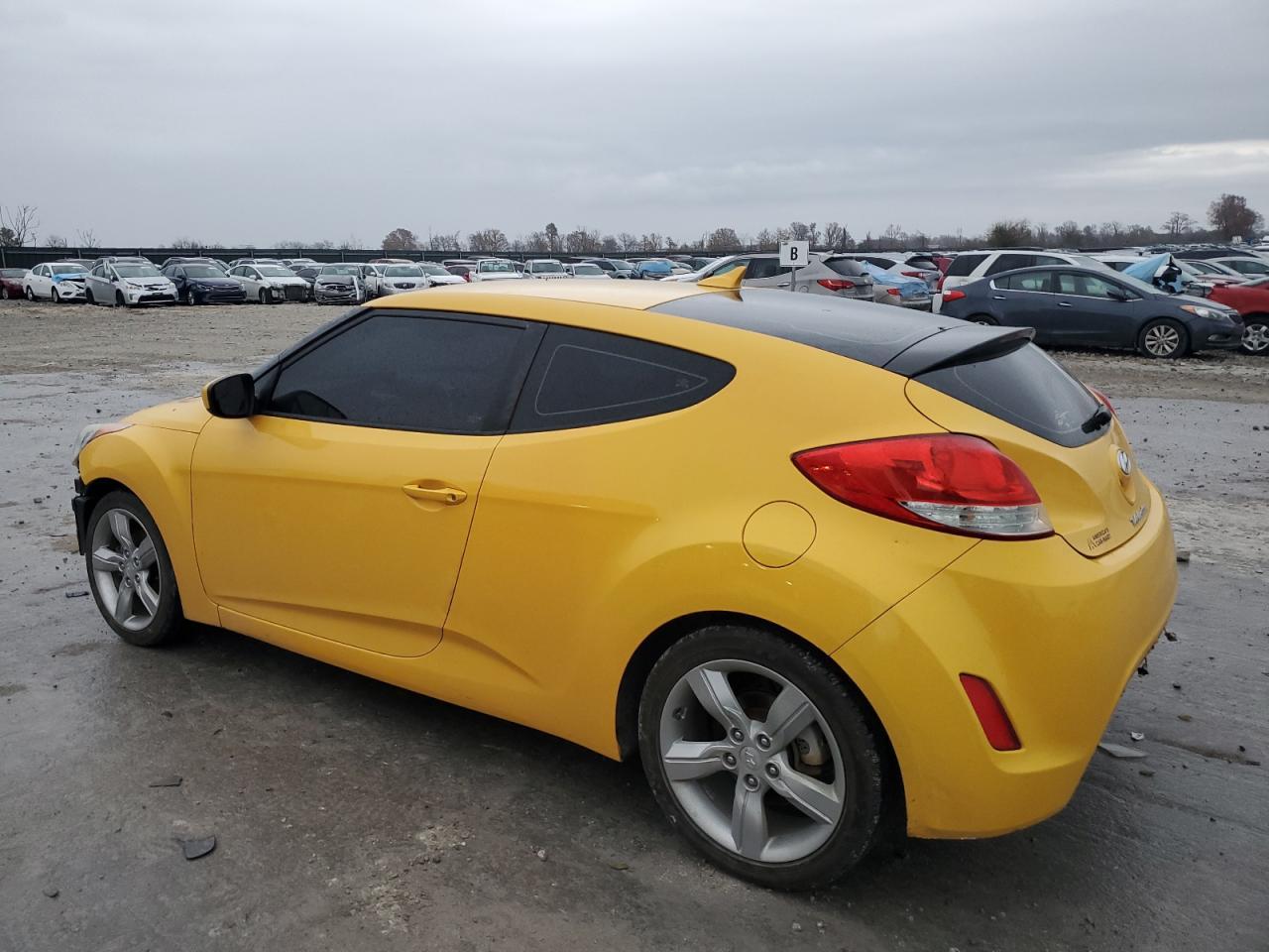 2014 HYUNDAI VELOSTER - Image 2