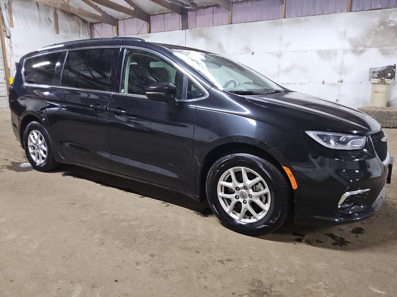 2022 CHRYSLER PACIFICA T - Image 4