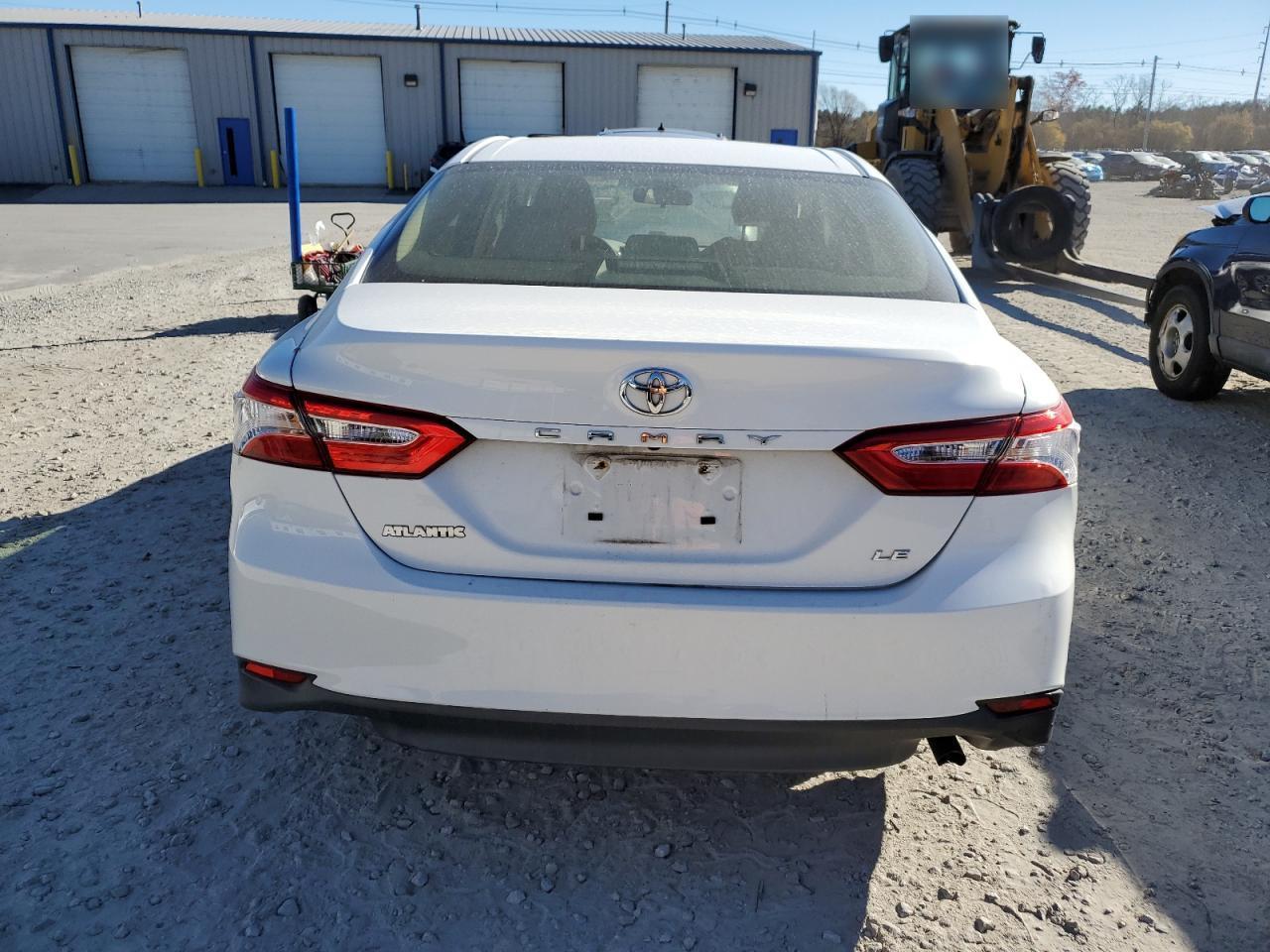 2018 TOYOTA CAMRY L - Фото 6