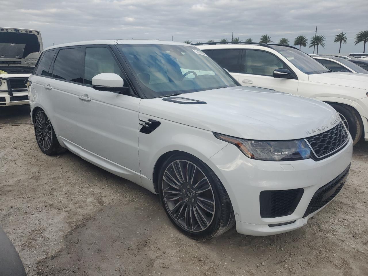 2022 LAND ROVER RANGE ROVE - Image 4