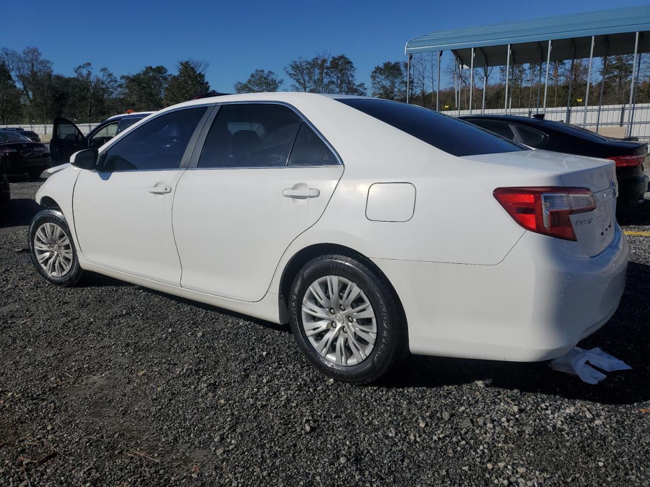 2013 TOYOTA CAMRY L - Image 2