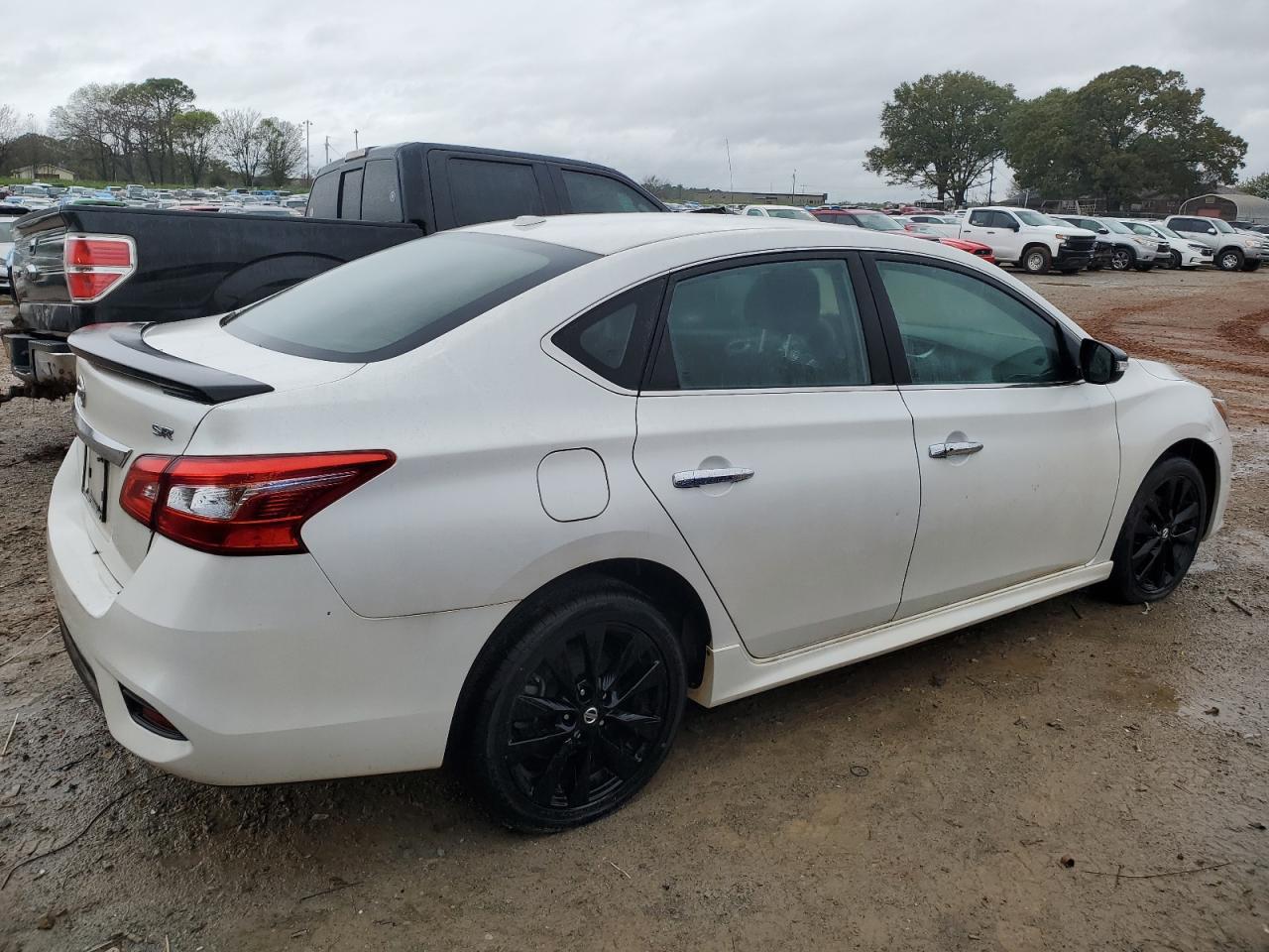2017 NISSAN SENTRA S - Фото 3