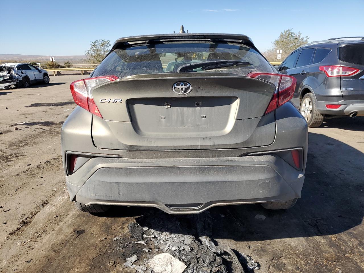 2021 TOYOTA C-HR XLE - Фото 6