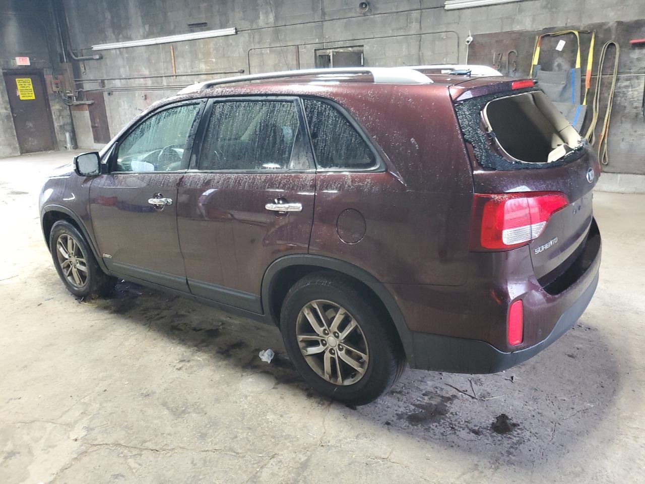2015 KIA SORENTO LX - Image 2