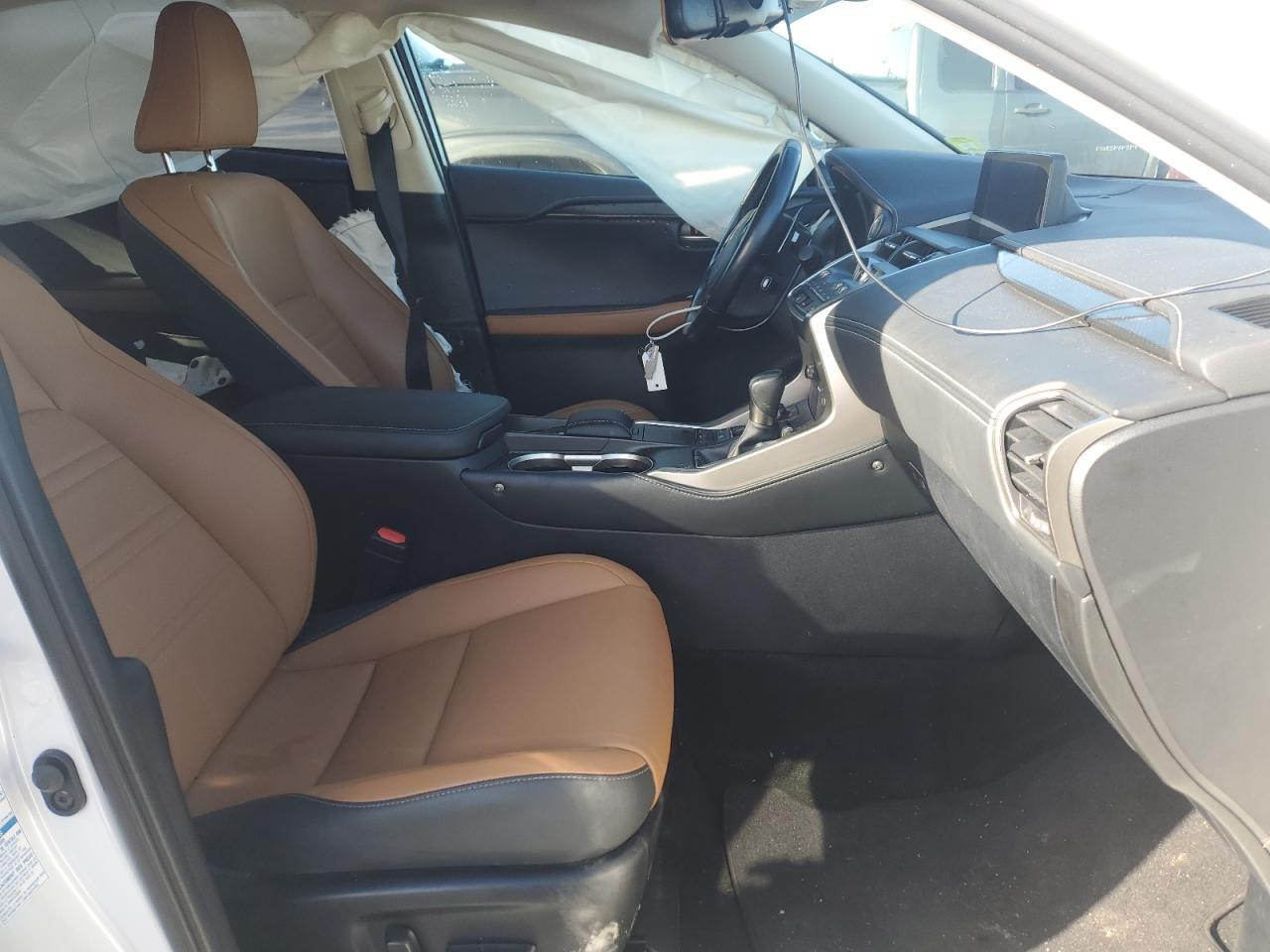 2020 LEXUS NX 300 BAS - Фото 7