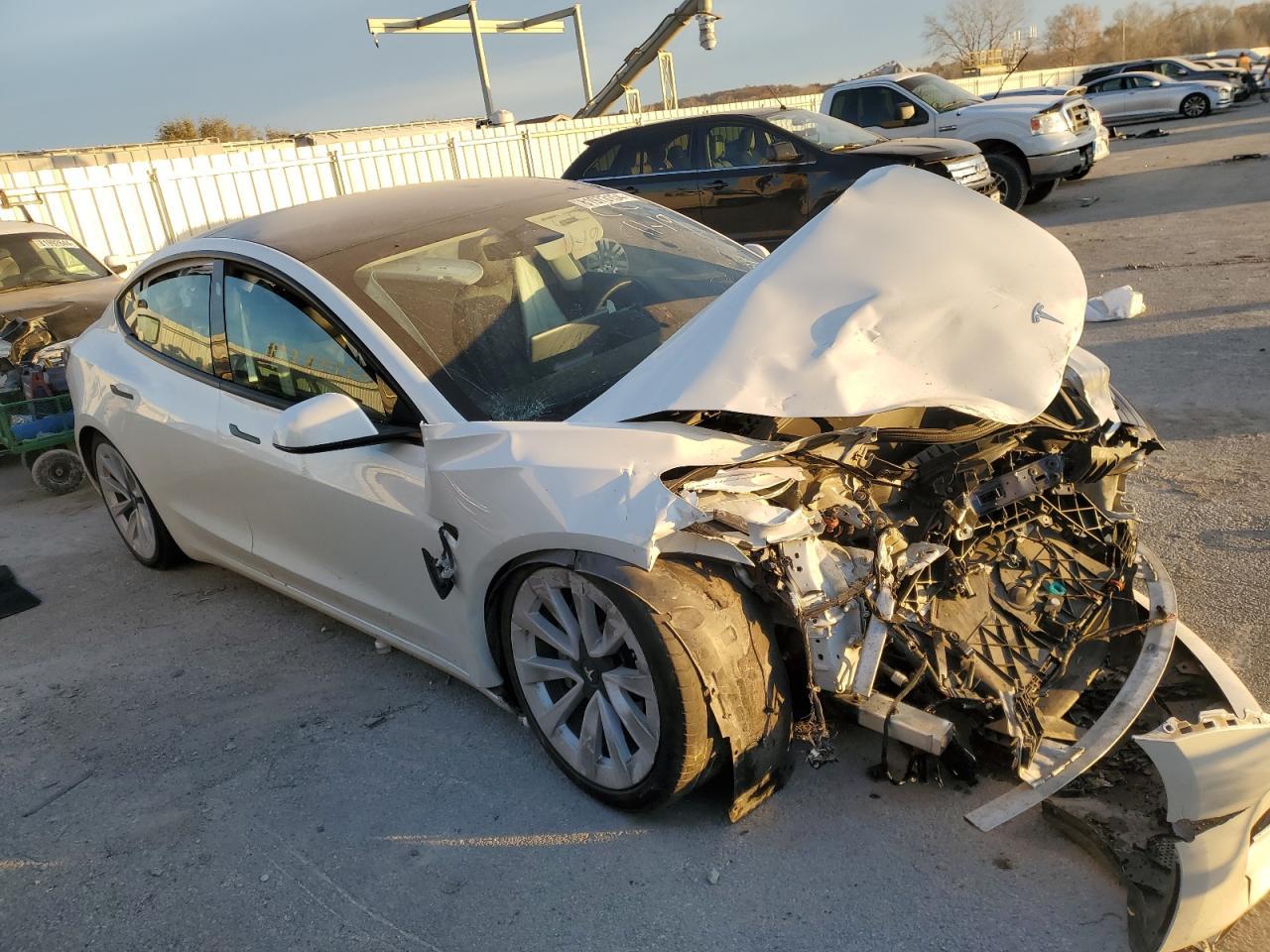 2022 TESLA MODEL 3 - Image 4