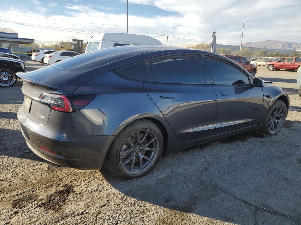 2022 TESLA MODEL 3 - Image 3
