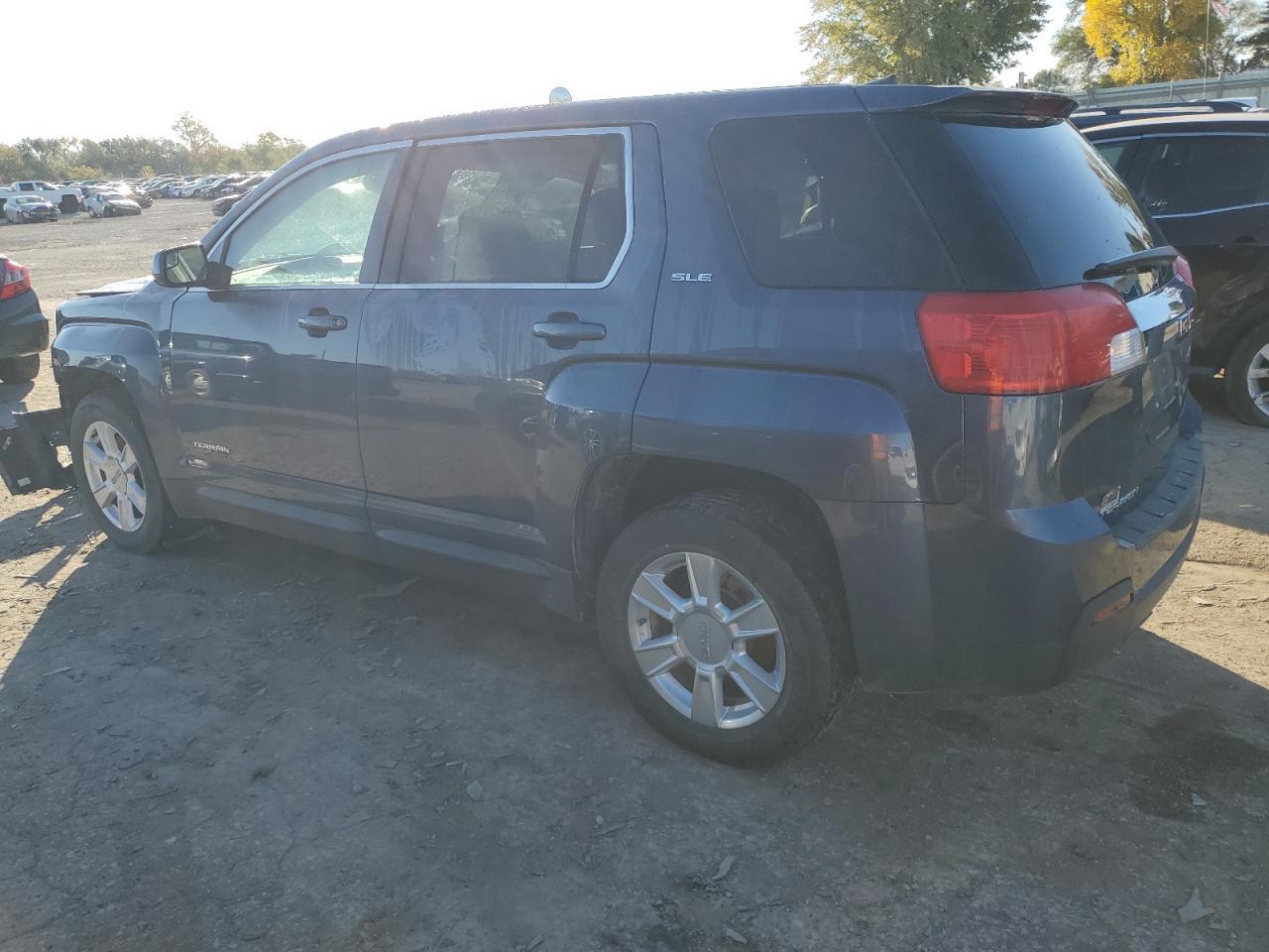 2013 GMC TERRAIN SL - Фото 2