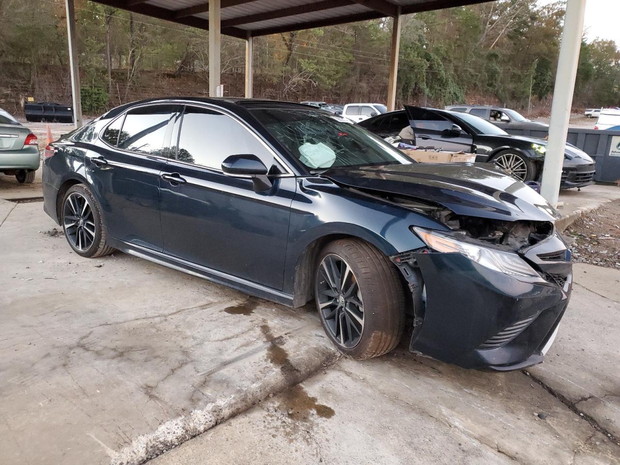 2019 TOYOTA CAMRY XSE - Image 4