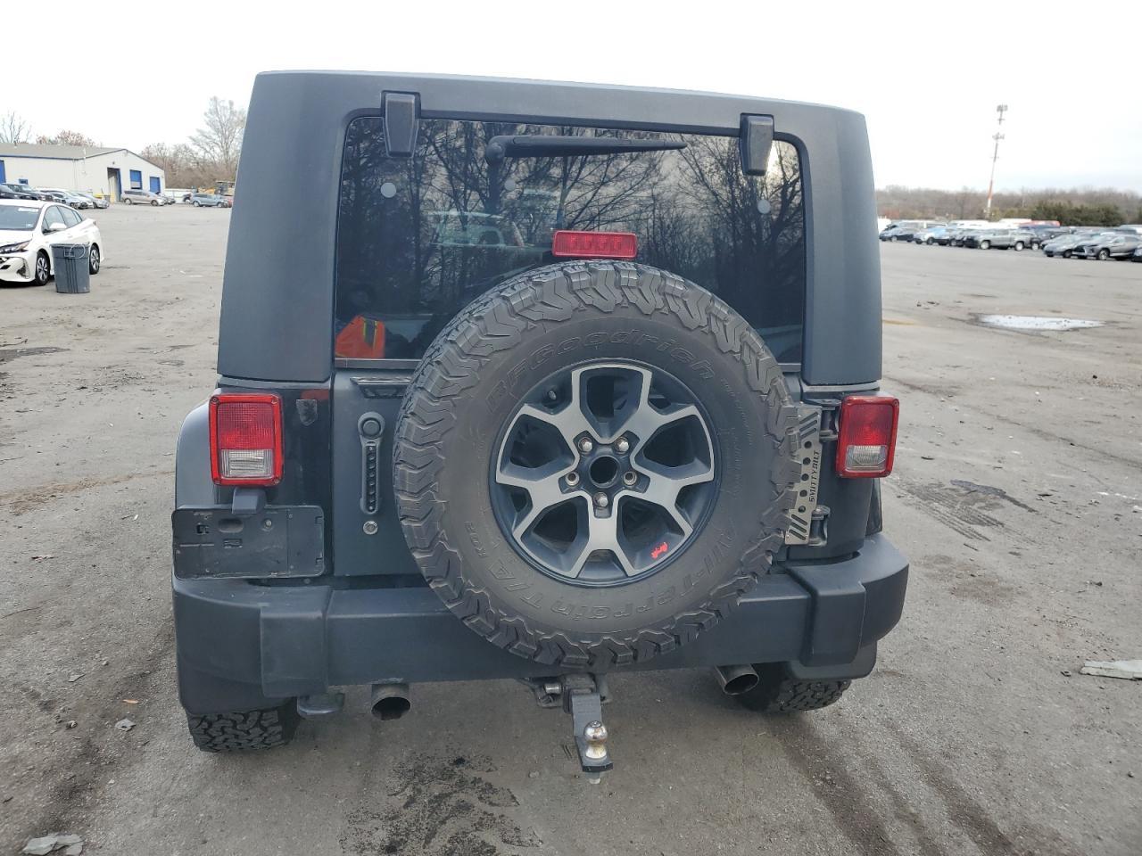 2012 JEEP WRANGLER U - Image 6