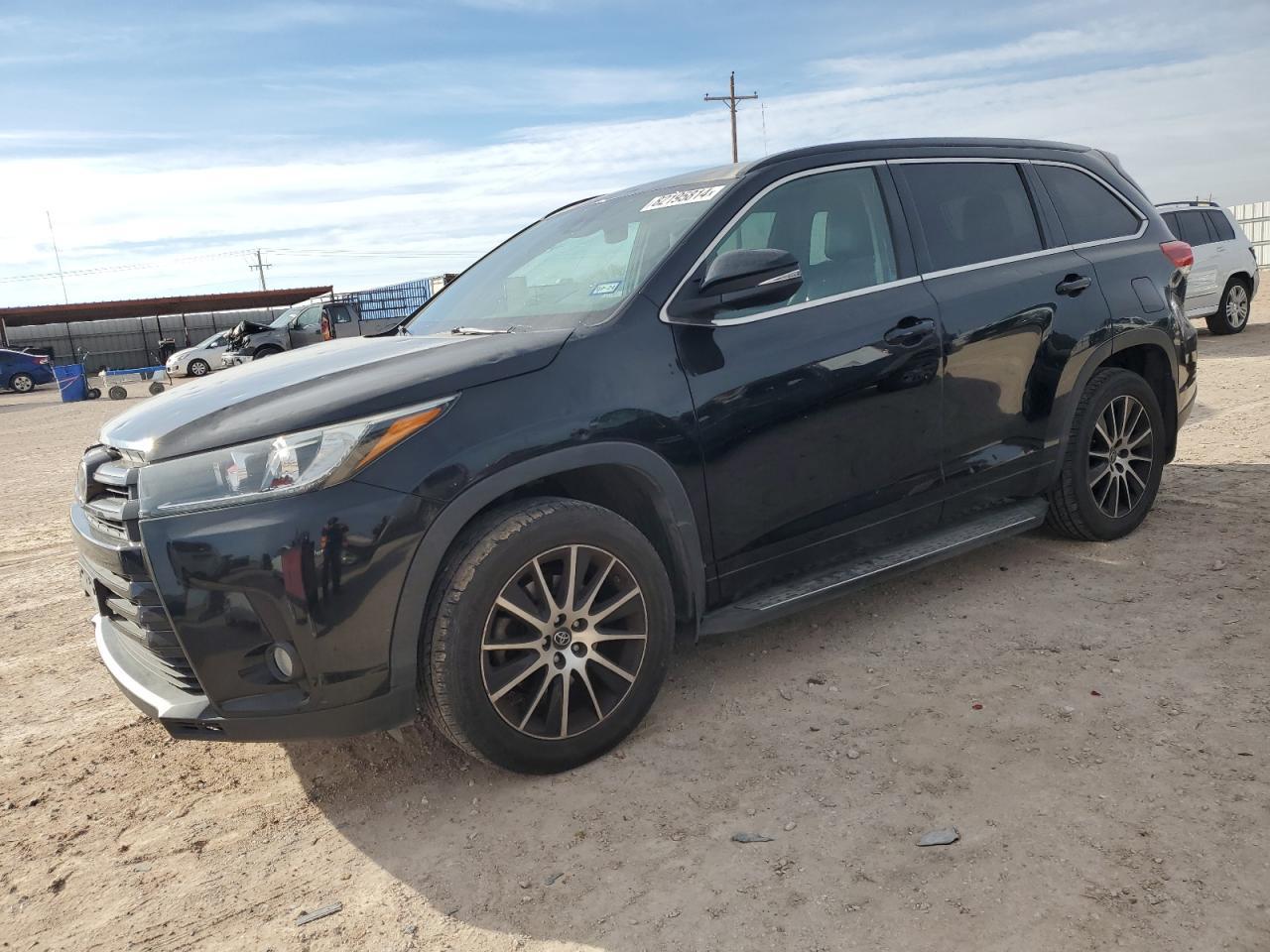 2018 TOYOTA HIGHLANDER