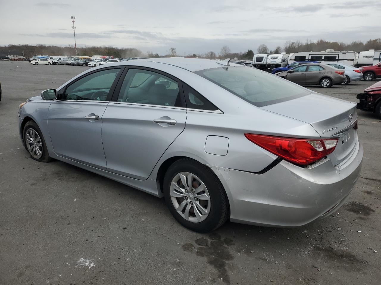 2011 HYUNDAI SONATA GLS - Фото 2