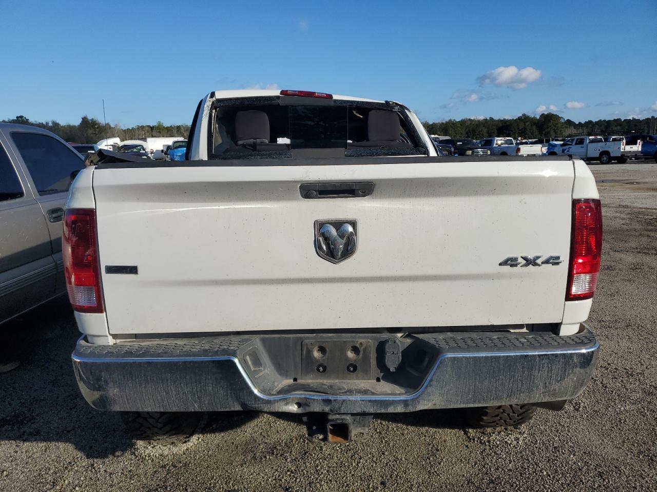 2018 RAM 2500 SLT - Image 6