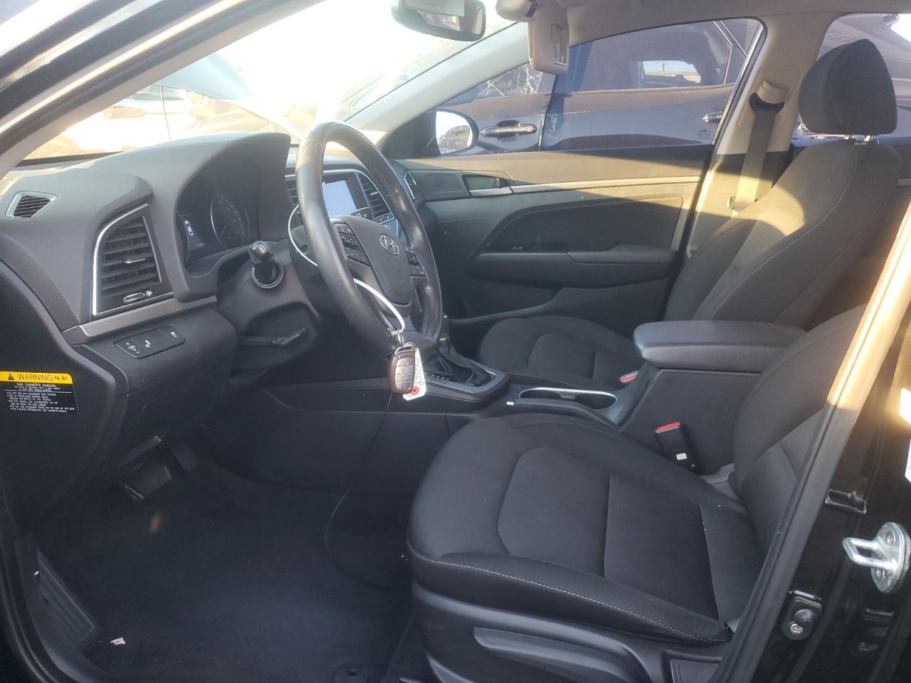 2018 HYUNDAI ELANTRA SE - Фото 7