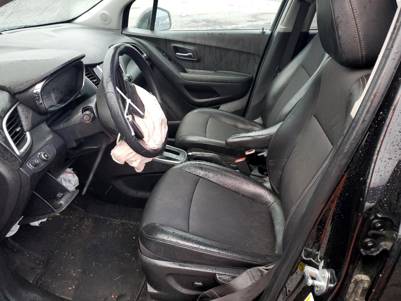 2021 CHEVROLET TRAX 1LT - Image 7