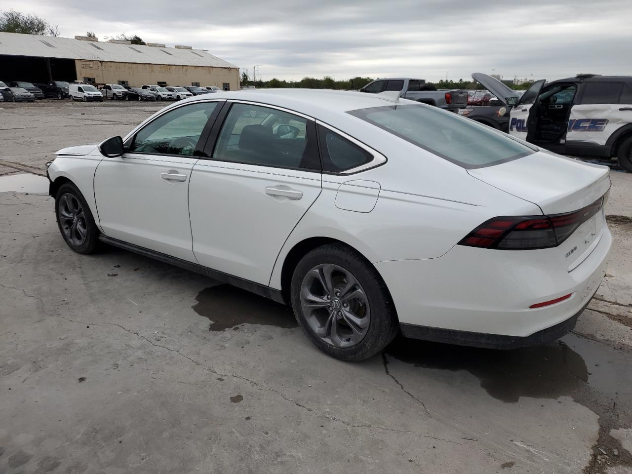 2024 HONDA ACCORD EX - Фото 2