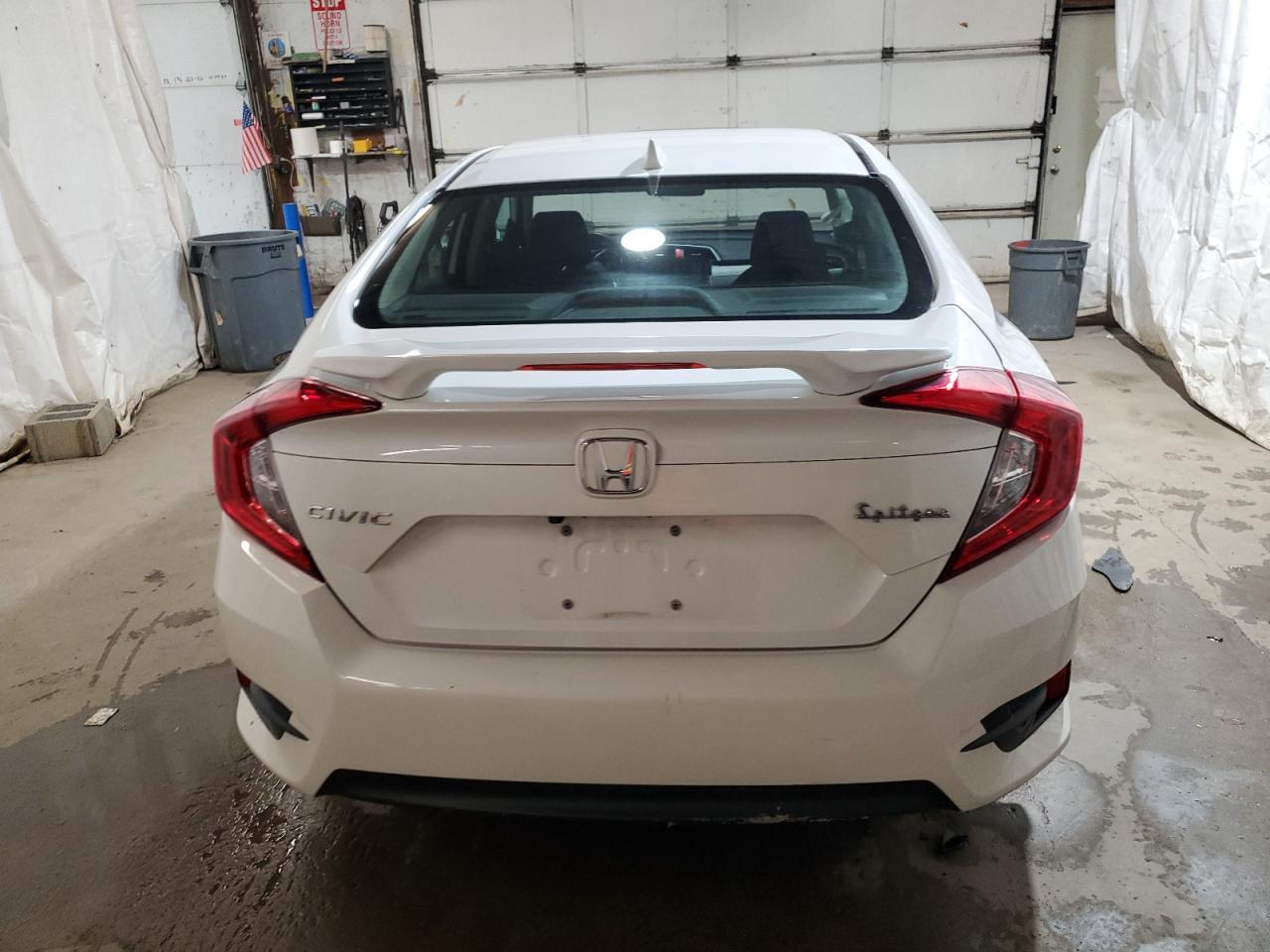 2018 HONDA CIVIC EX - Фото 6