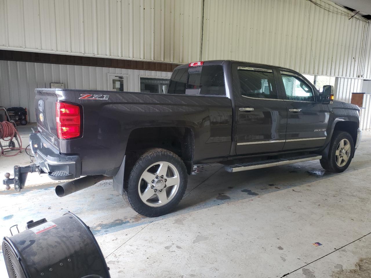 2015 CHEVROLET SILVERADO - Фото 3