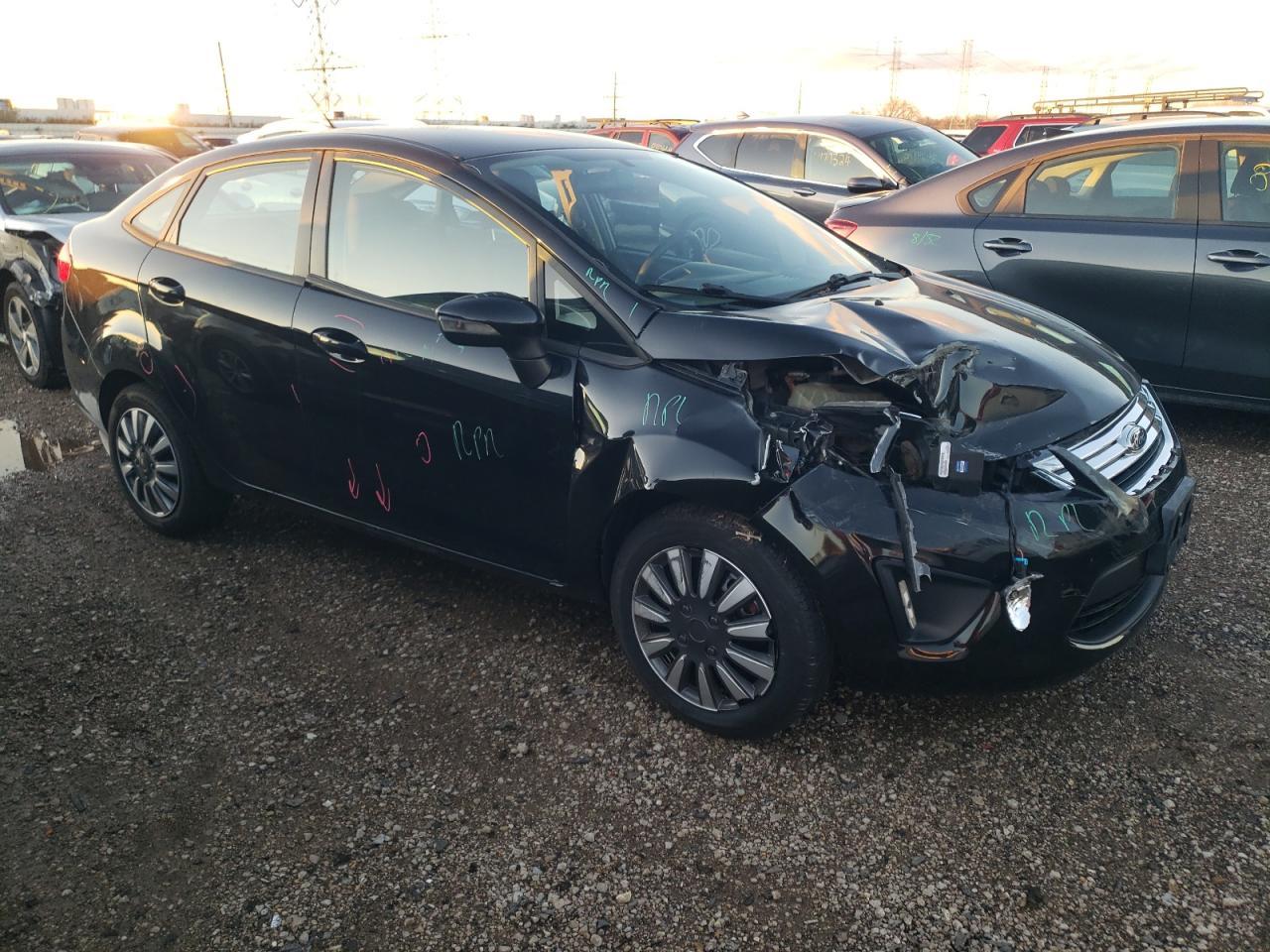 2013 FORD FIESTA SE - Image 4