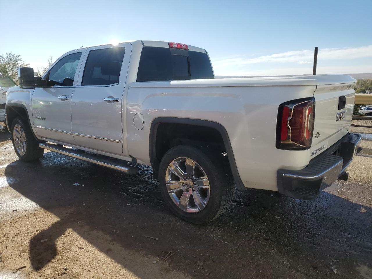 2018 GMC SIERRA K15 - Image 2