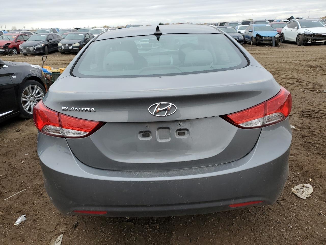 2013 HYUNDAI ELANTRA GL - Image 6