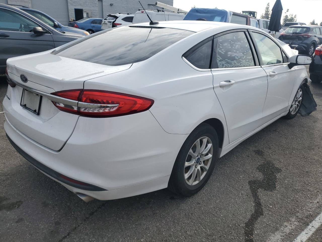 2017 FORD FUSION S - Фото 3