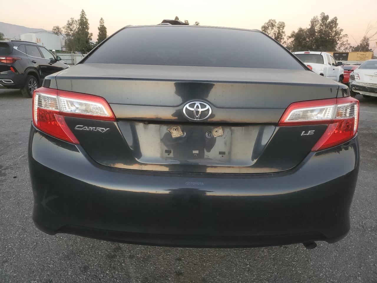2014 TOYOTA CAMRY L - Фото 6