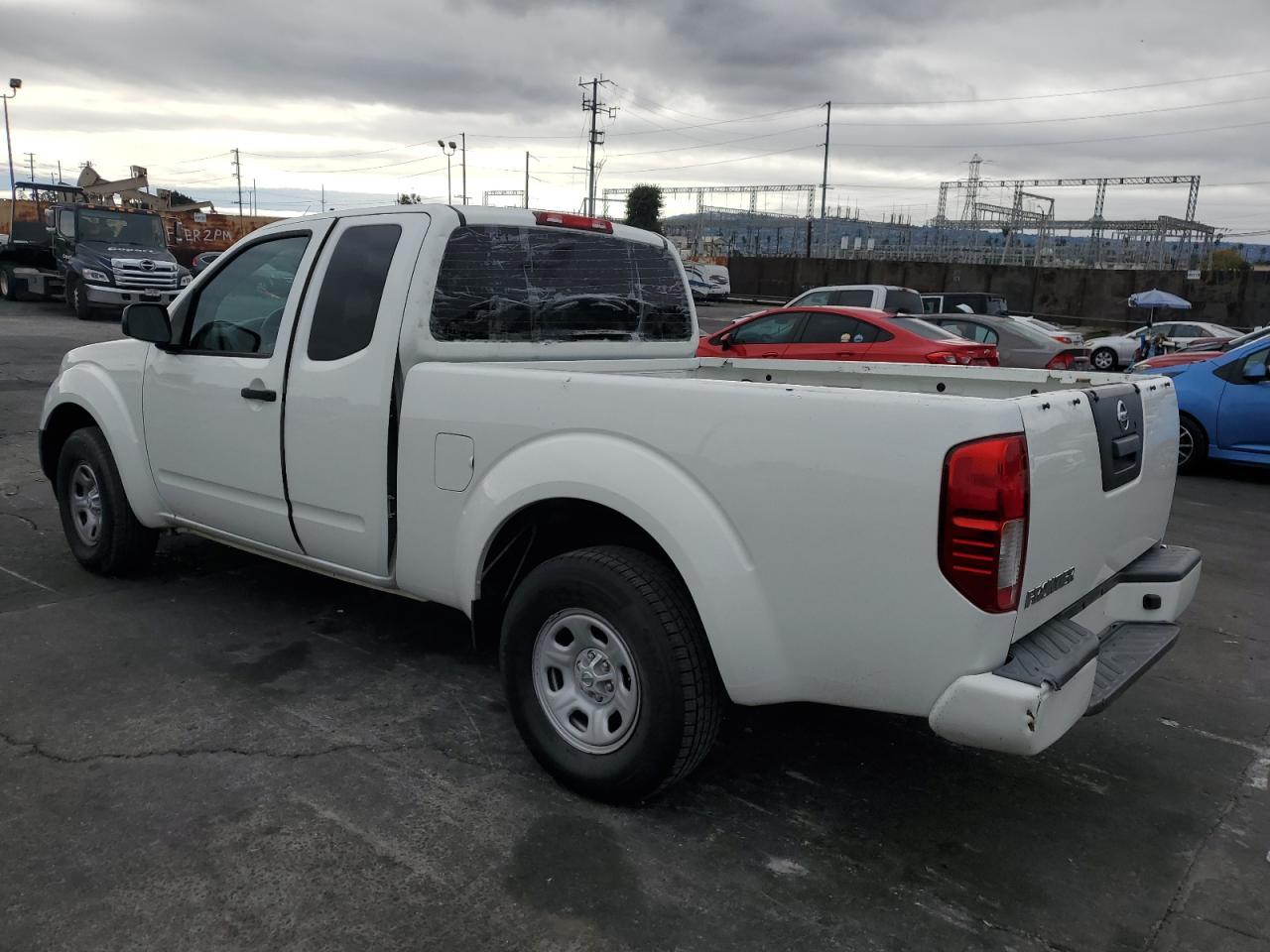 2019 NISSAN FRONTIER S - Фото 2