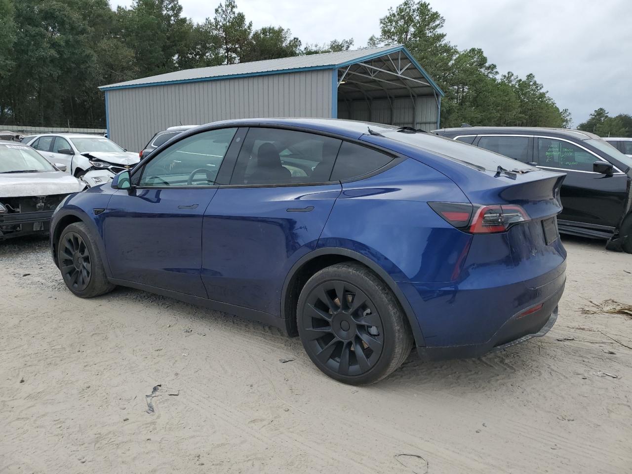 2023 TESLA MODEL Y - Фото 2