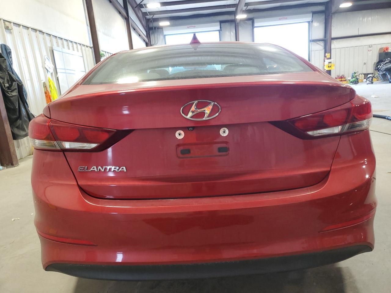 2018 HYUNDAI ELANTRA SE - Image 6