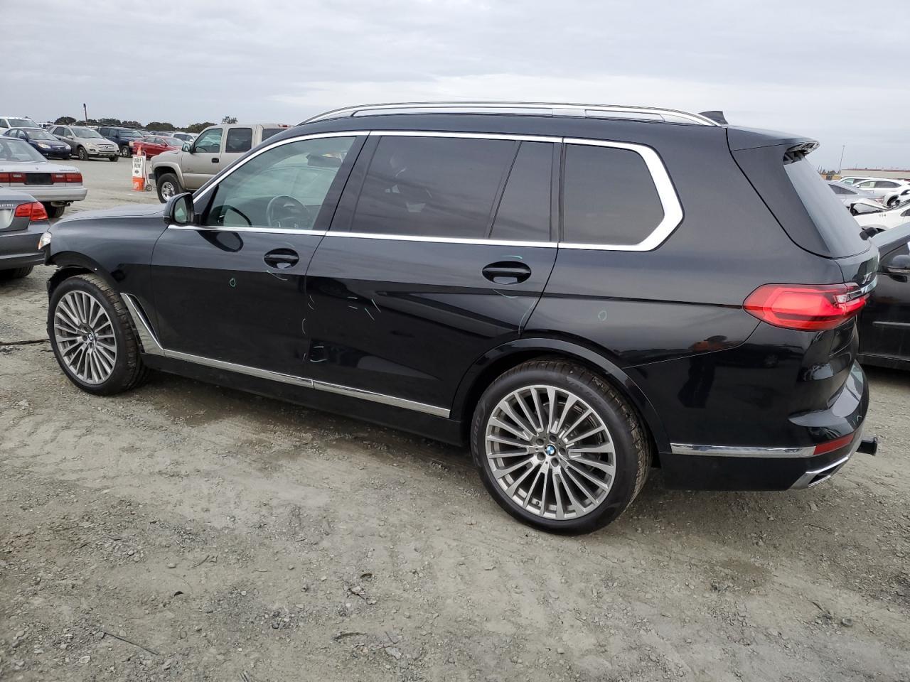 2020 BMW X7 XDRIVE4 - Фото 2