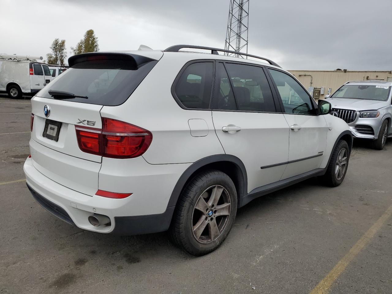 2012 BMW X5 XDRIVE3 - Фото 3
