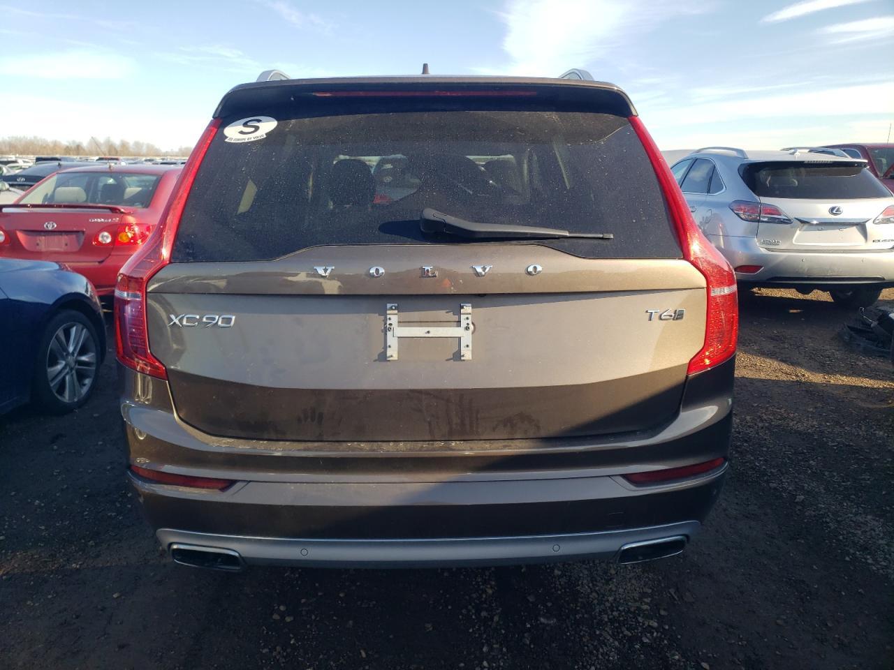 2016 VOLVO XC90 T6 - Фото 6