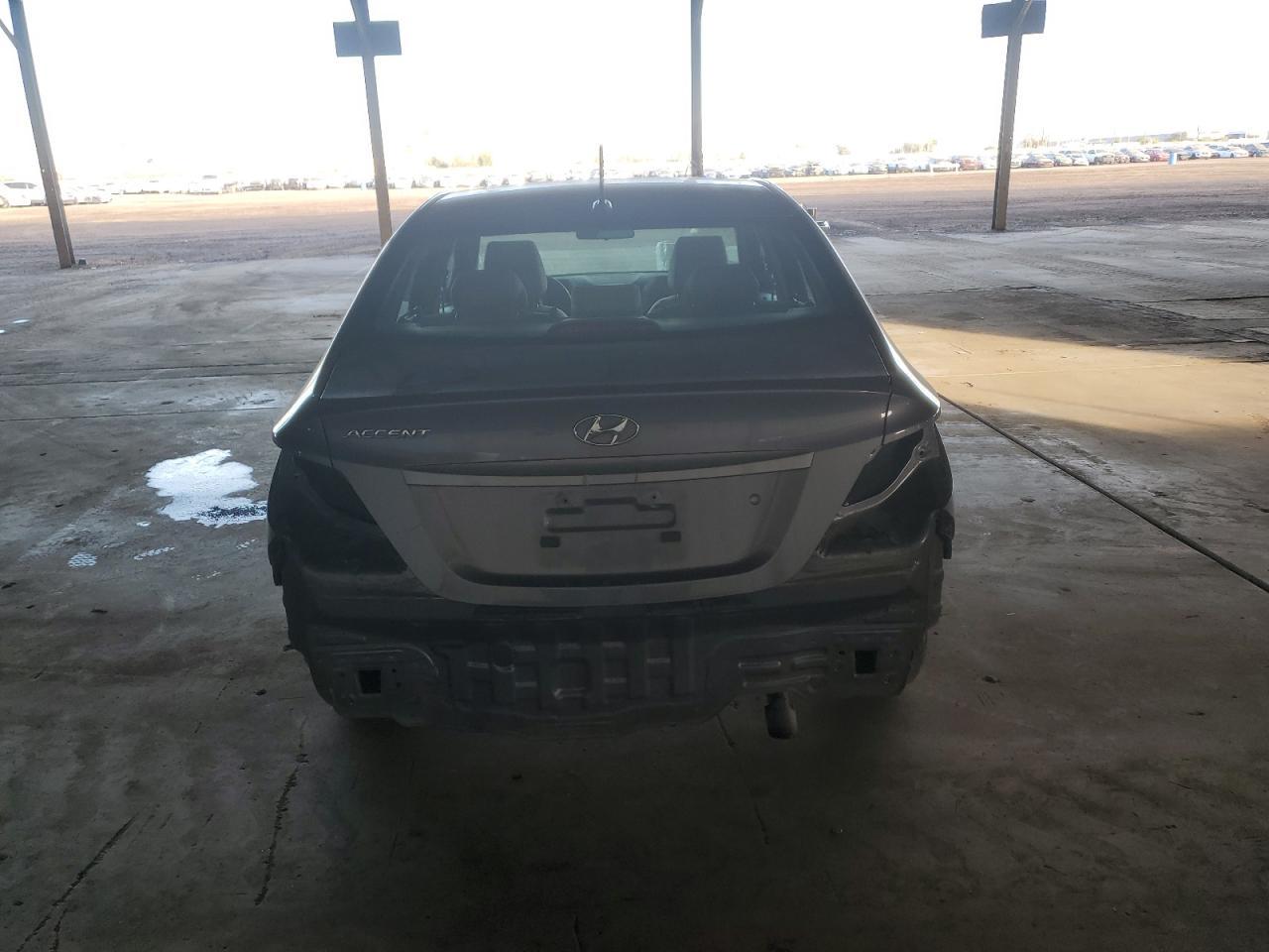 2017 HYUNDAI ACCENT SE - Image 6