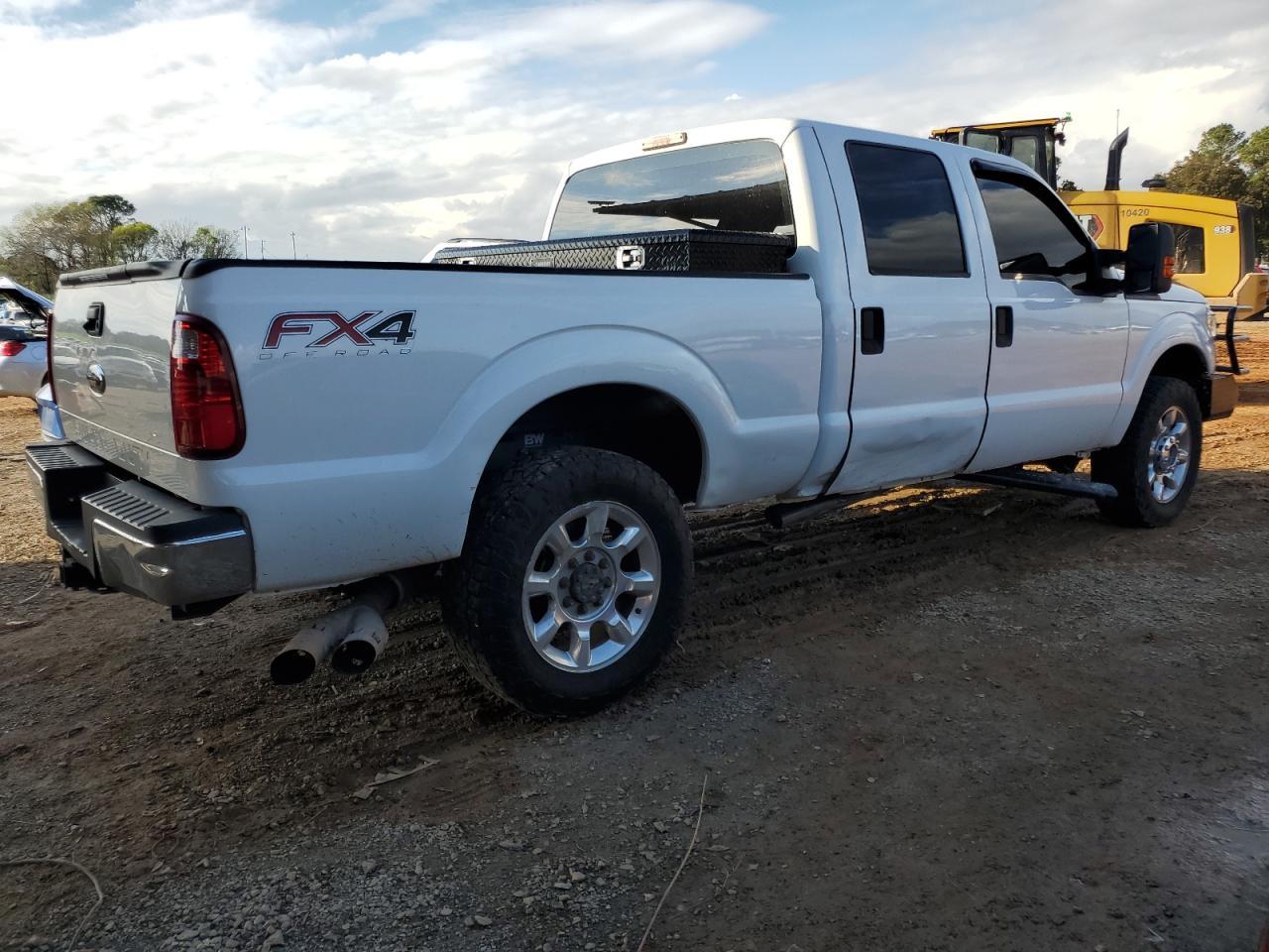 2016 FORD F250 SUPER - Фото 3