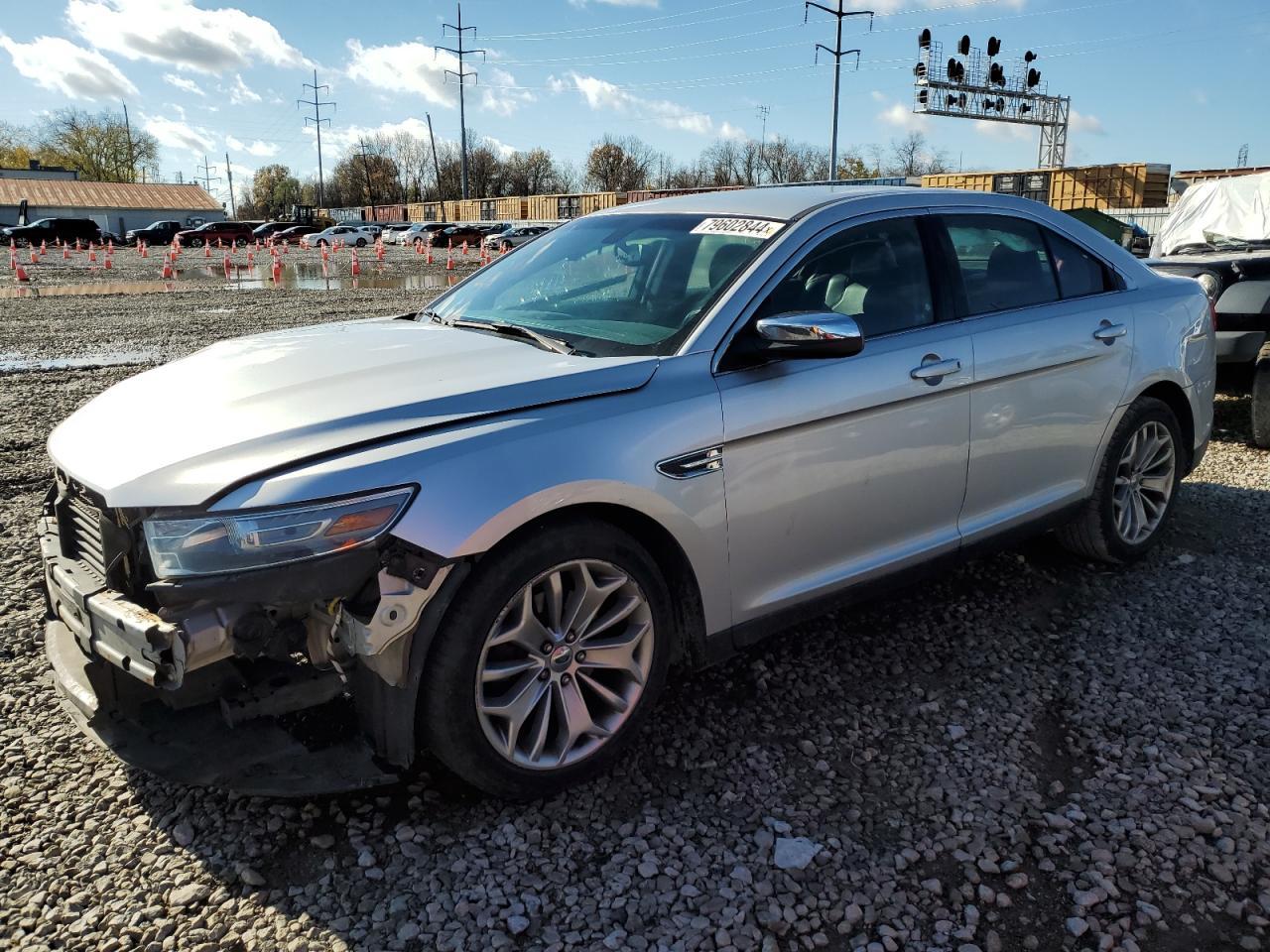 2013 FORD TAURUS LIM