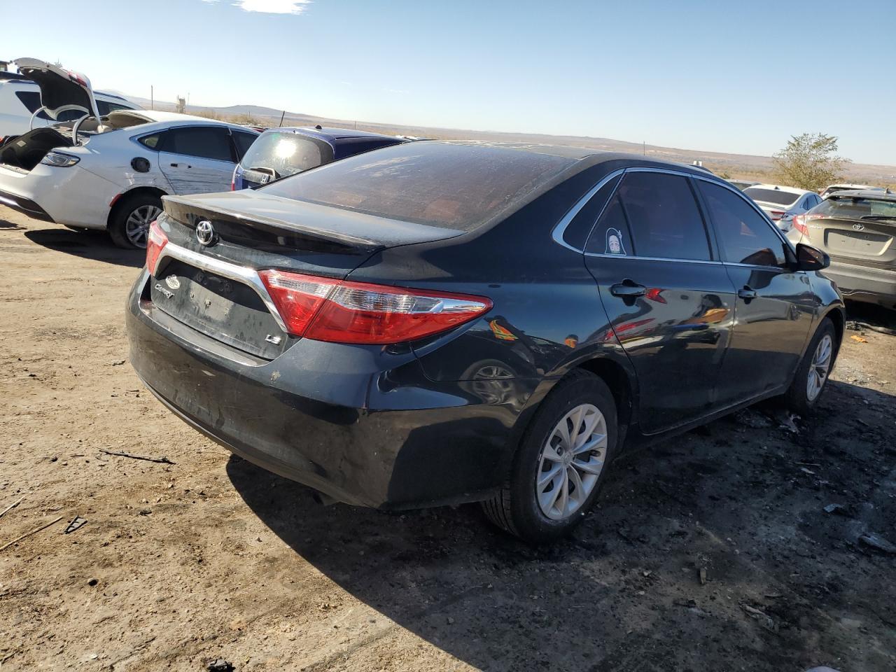 2017 TOYOTA CAMRY LE - Image 3