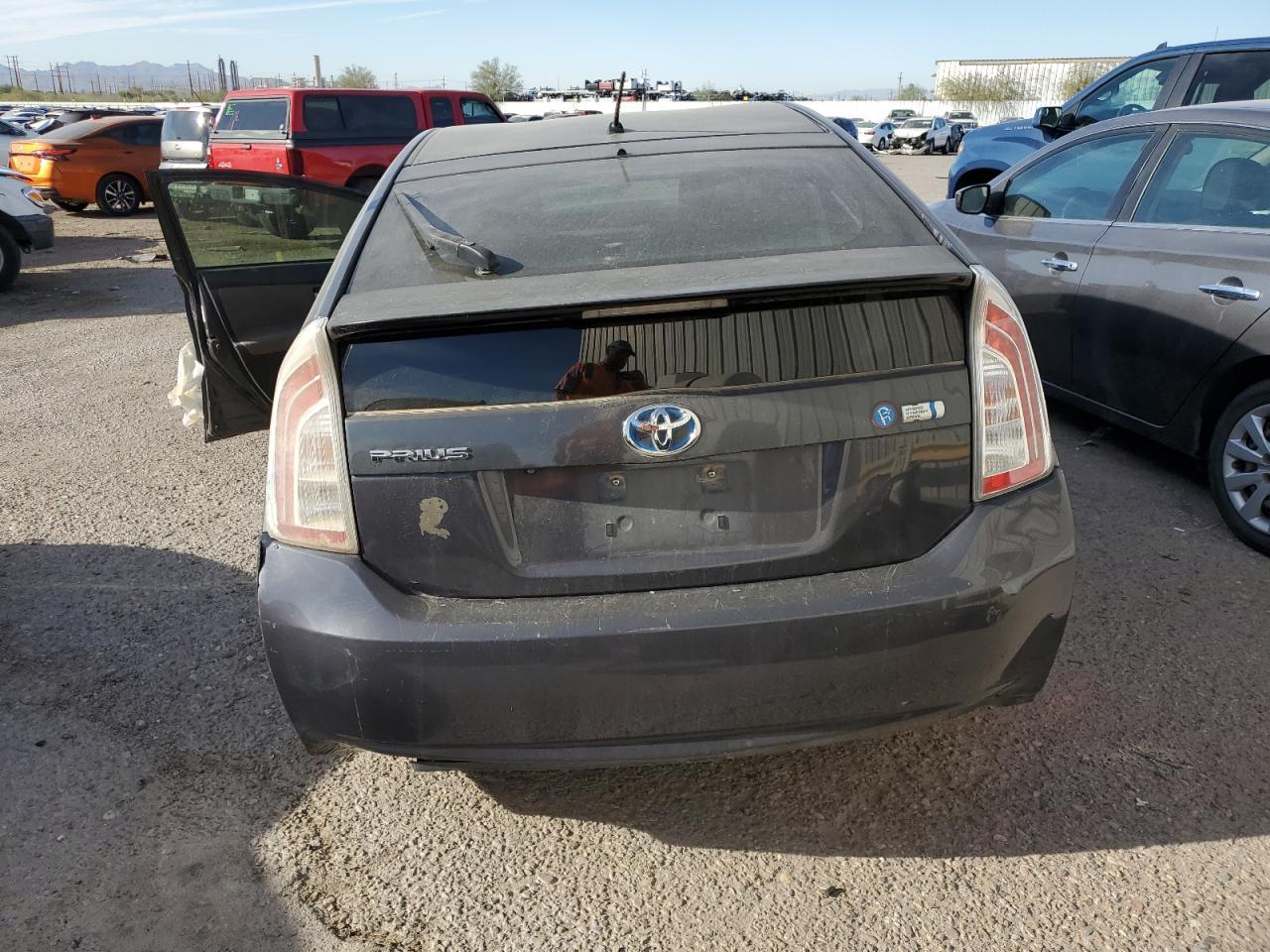 2015 TOYOTA PRIUS - Фото 6