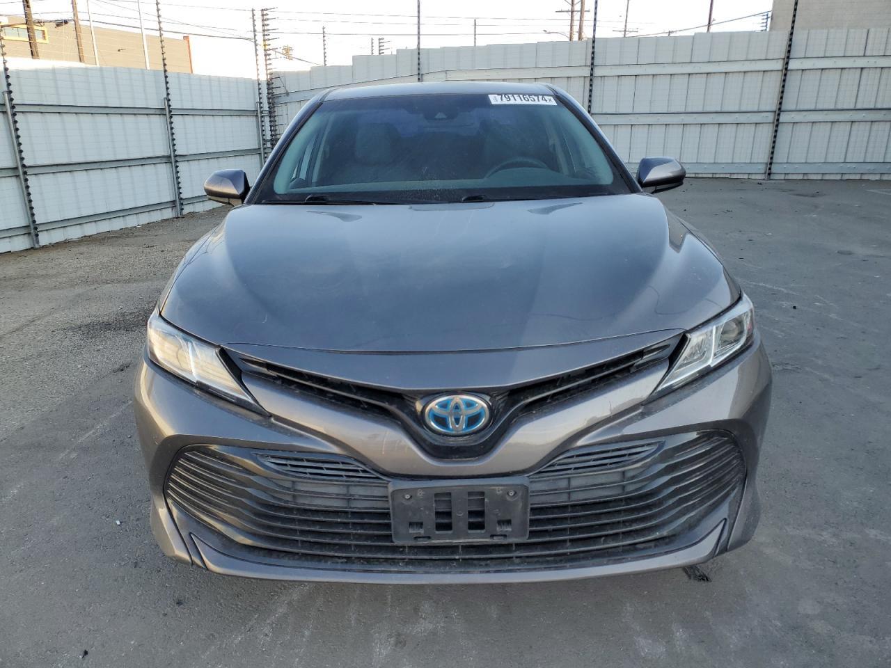 2018 TOYOTA CAMRY LE - Фото 5