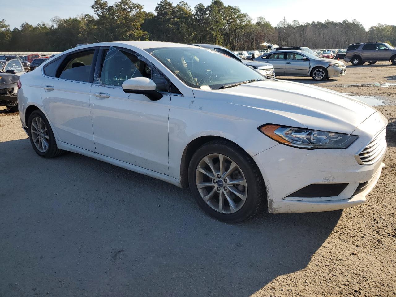 2017 FORD FUSION SE - Фото 4
