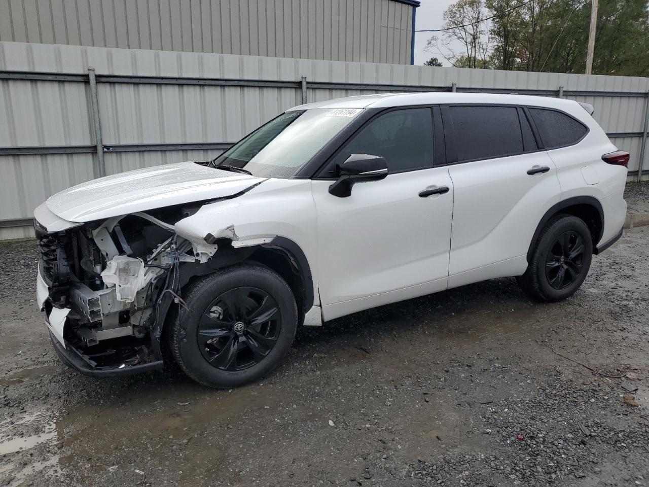 2024 TOYOTA HIGHLANDER