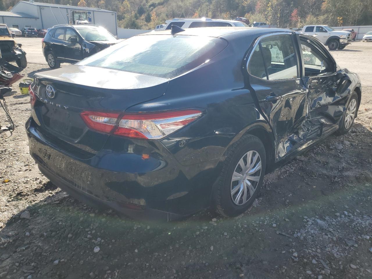 2019 TOYOTA CAMRY L - Image 3