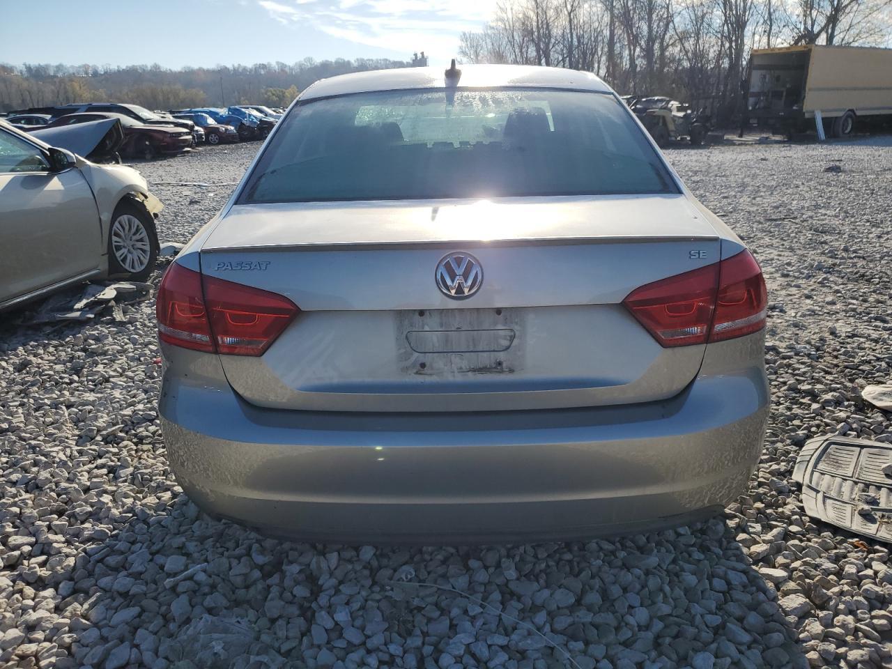 2013 VOLKSWAGEN PASSAT SE - Фото 6