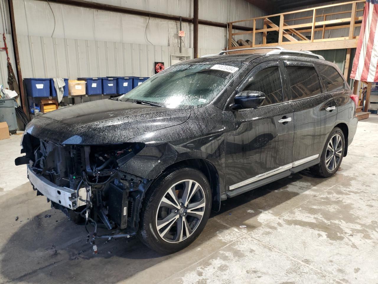 2017 NISSAN PATHFINDER