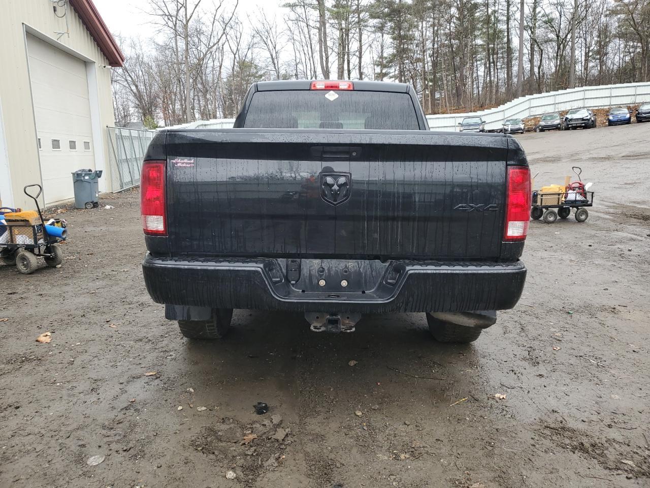 2017 RAM 1500 ST - Image 6