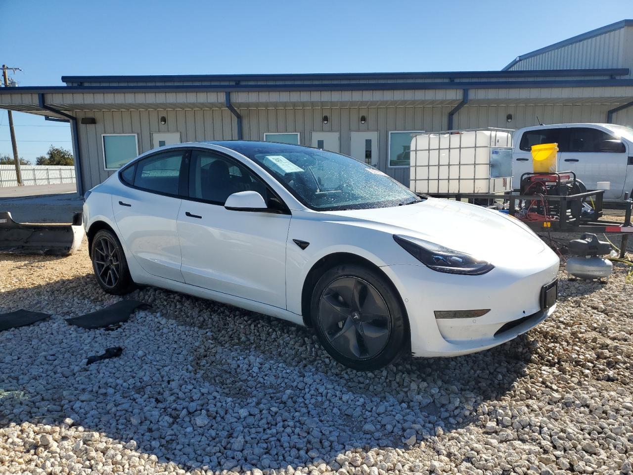 2021 TESLA MODEL 3 - Image 4