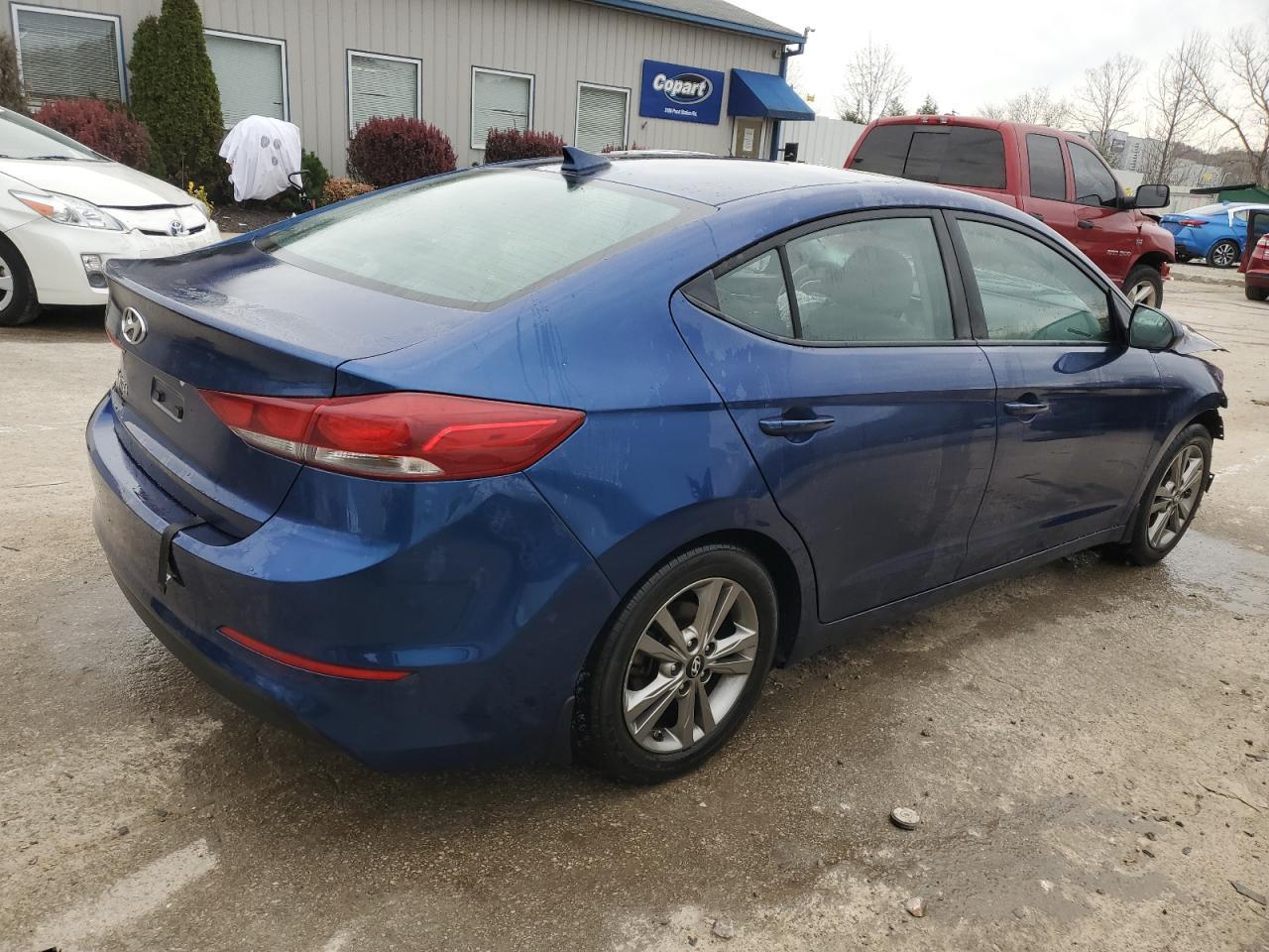 2018 HYUNDAI ELANTRA SE - Фото 3