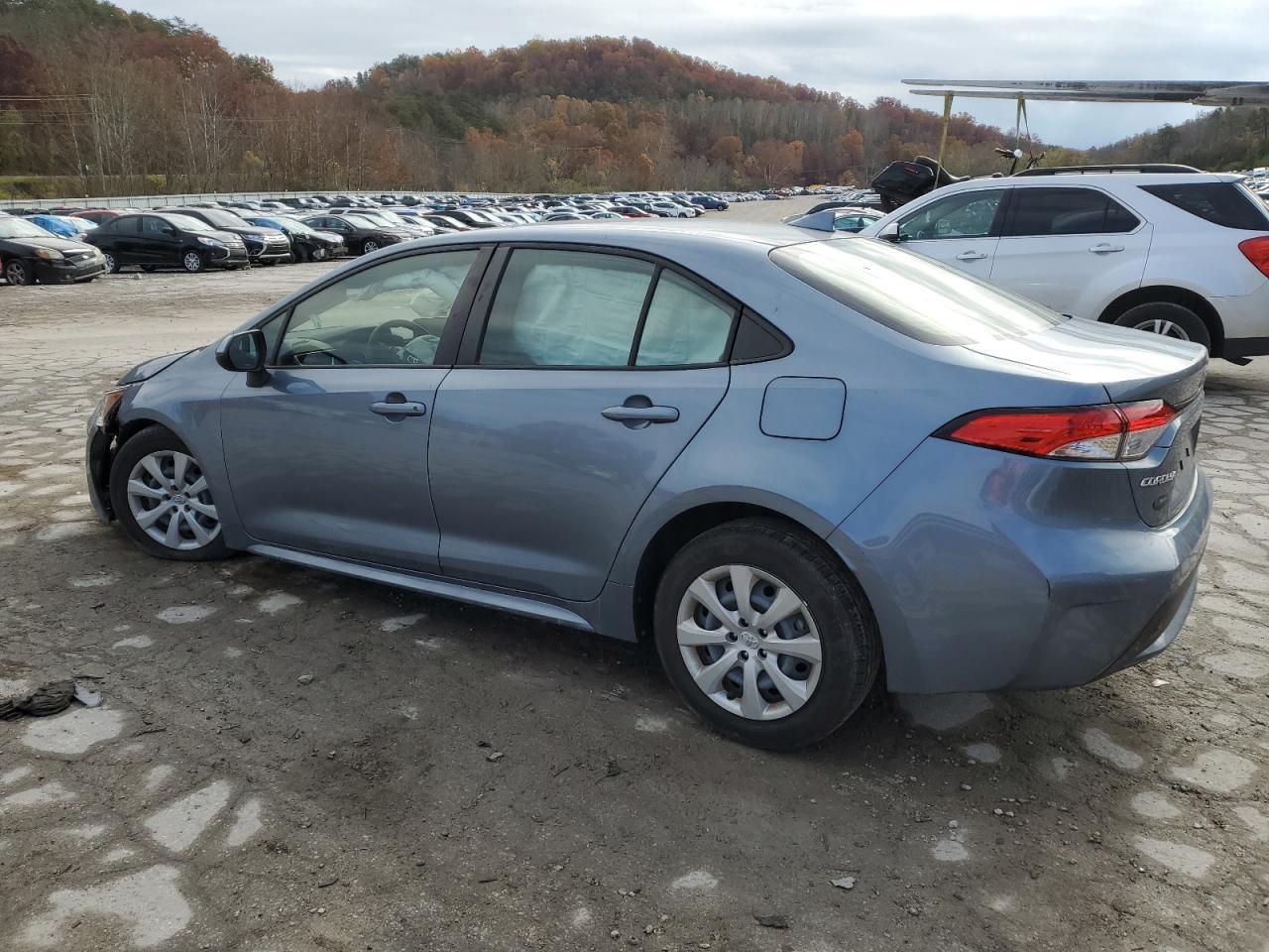 2022 TOYOTA COROLLA LE - Фото 2