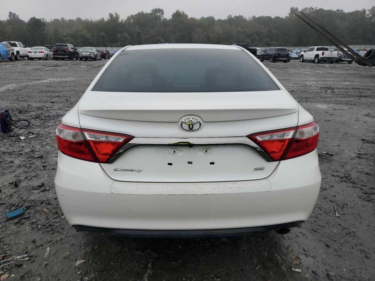2016 TOYOTA CAMRY LE - Фото 6